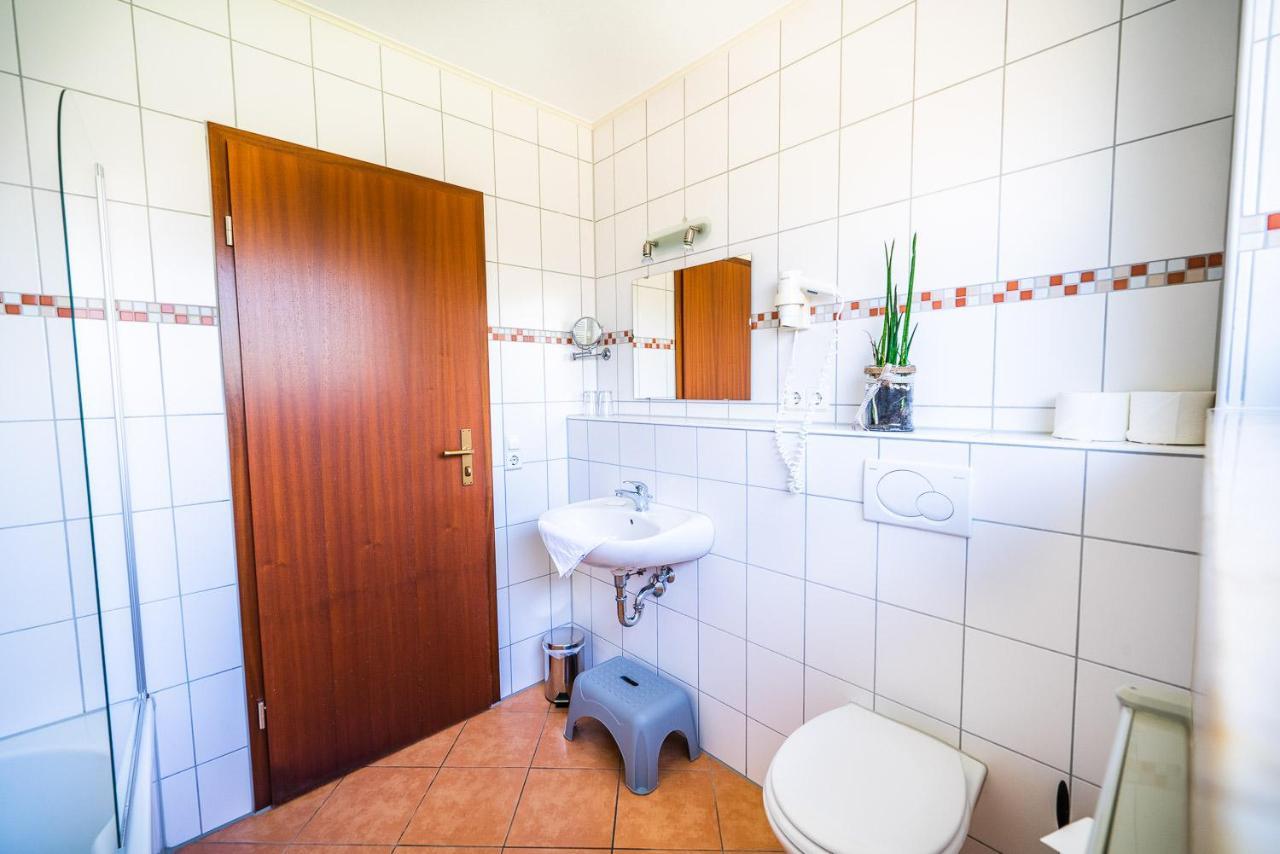 Schwarzfelder Hof Apartment Leipheim Exterior photo